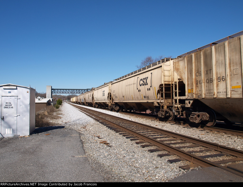 CSXT 261842